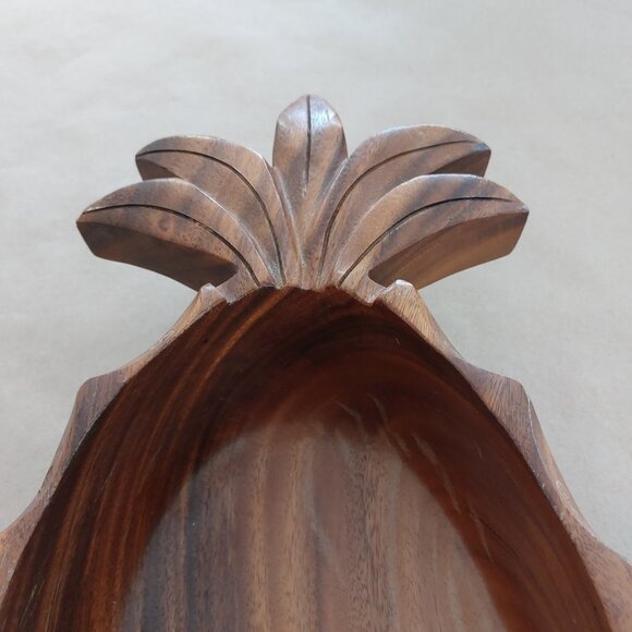 Hand-carved Large Vintage Pineapple Bowl Monkey Pod Wood Hawaii - Picture 8 of 8